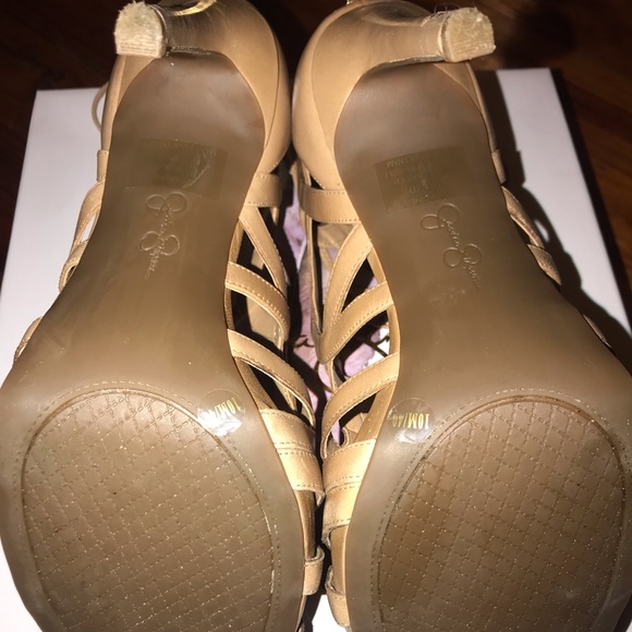 Jessica Simpson Nude Strappy Heels - Picture 4 of 8